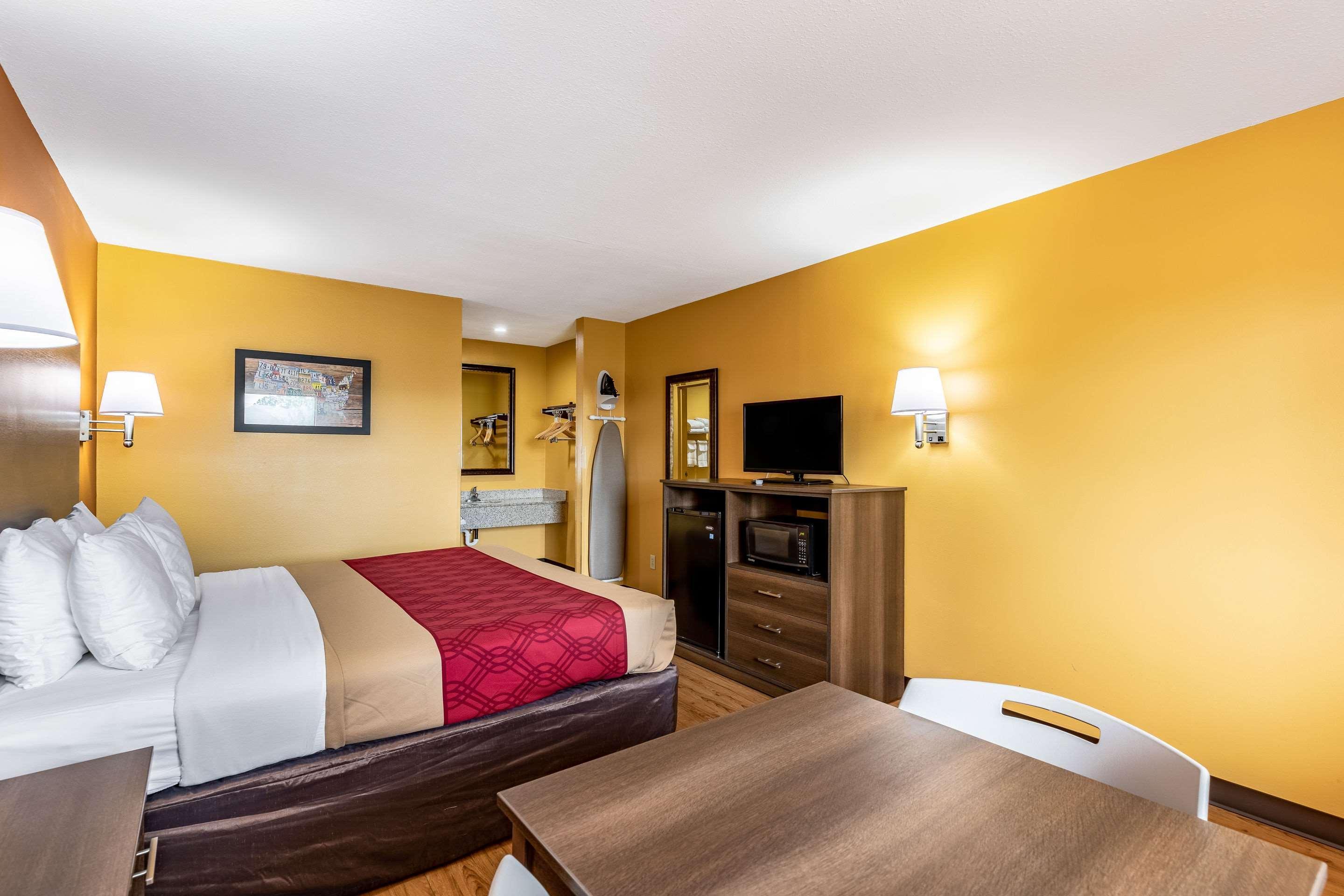 Econo Lodge Кингсленд Экстерьер фото