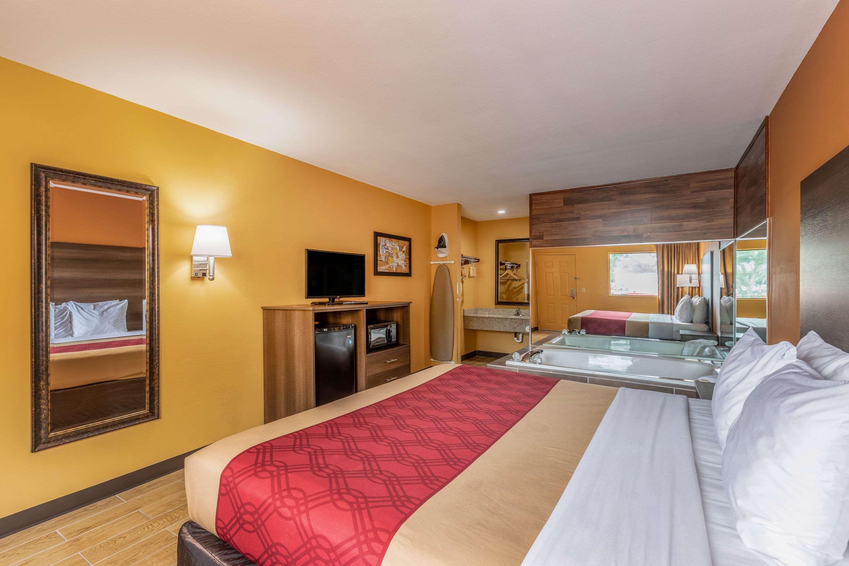 Econo Lodge Кингсленд Экстерьер фото